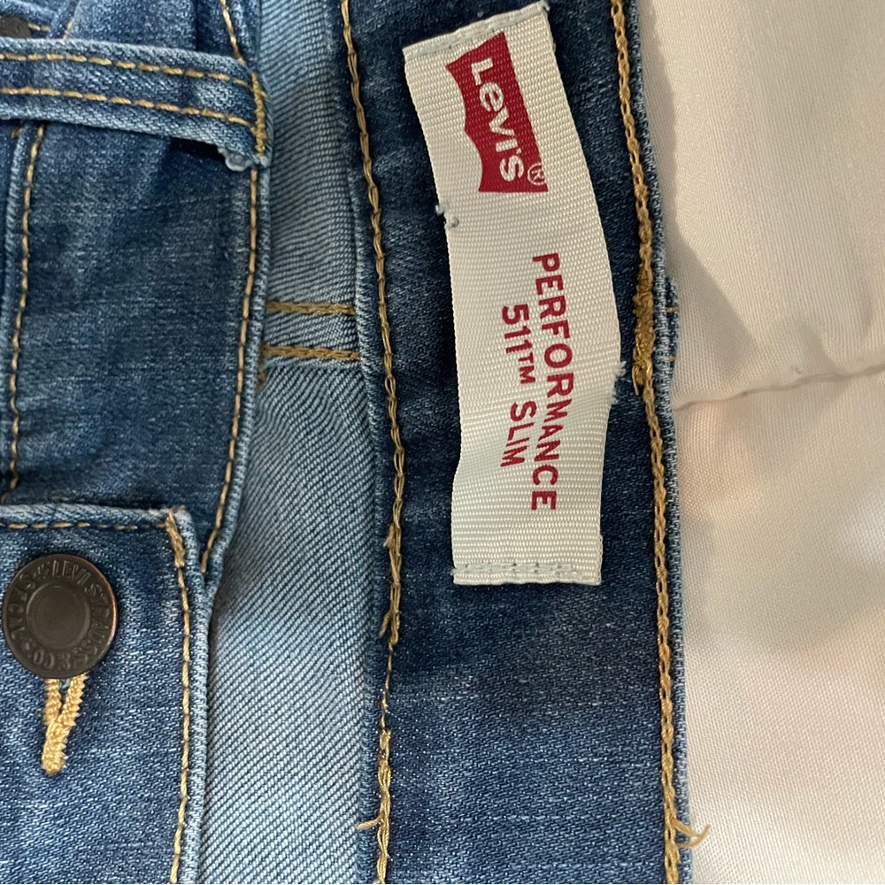 16 Reg performance 511 slim Levi’s 28x28